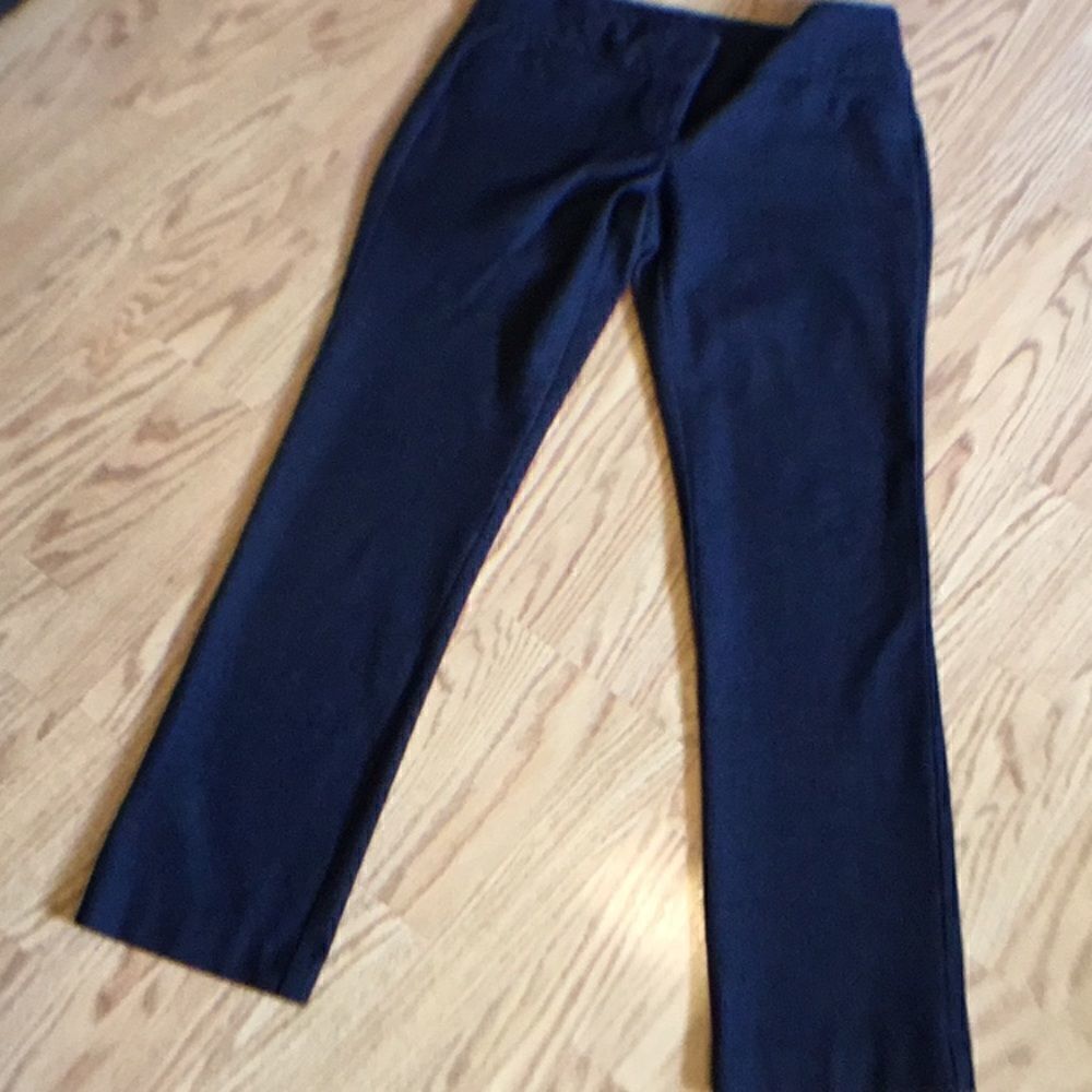 NY&C stretch jeans in size 6 wide waist band